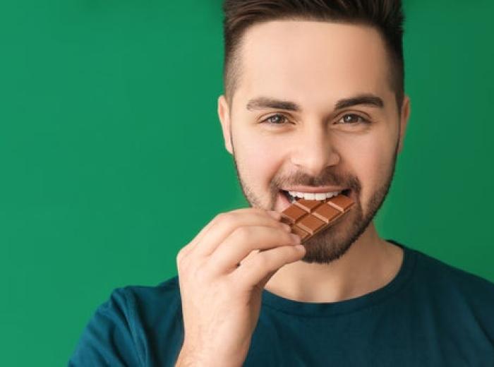 6 Dos and Don’ts to Protect Your Cosmetic Dentistry from Halloween Candy