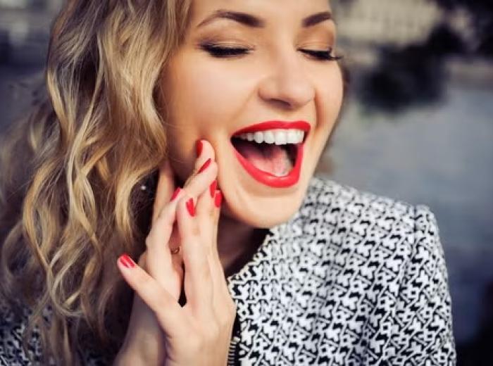5 Problems a Porcelain Crown Can Fix